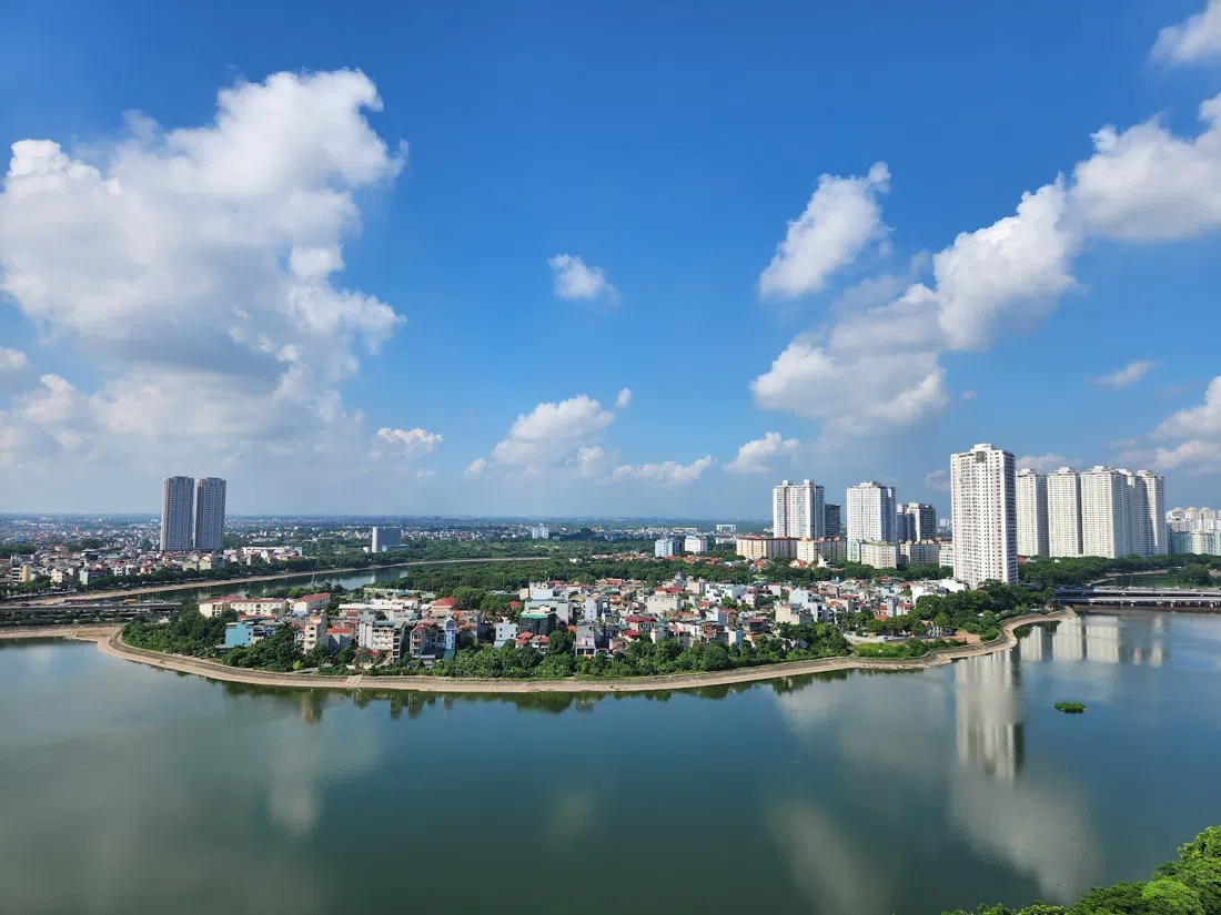 Linh Dam Lake, Hanoi
