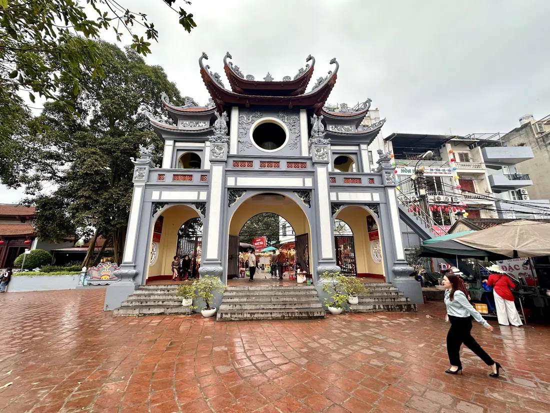 Phu Tay Ho (Tay Ho Temple), Hanoi