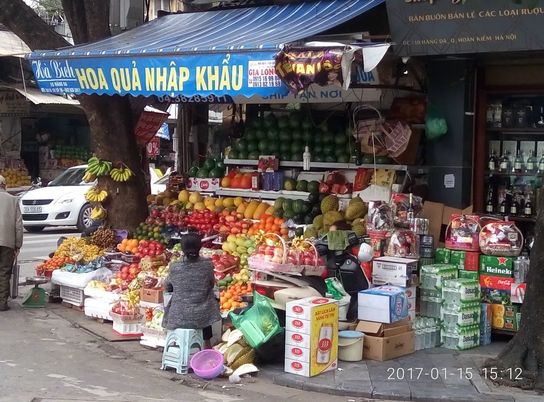 Chợ Hàng Bè (Hang Be Market, Gia Ngư street), Hanoi