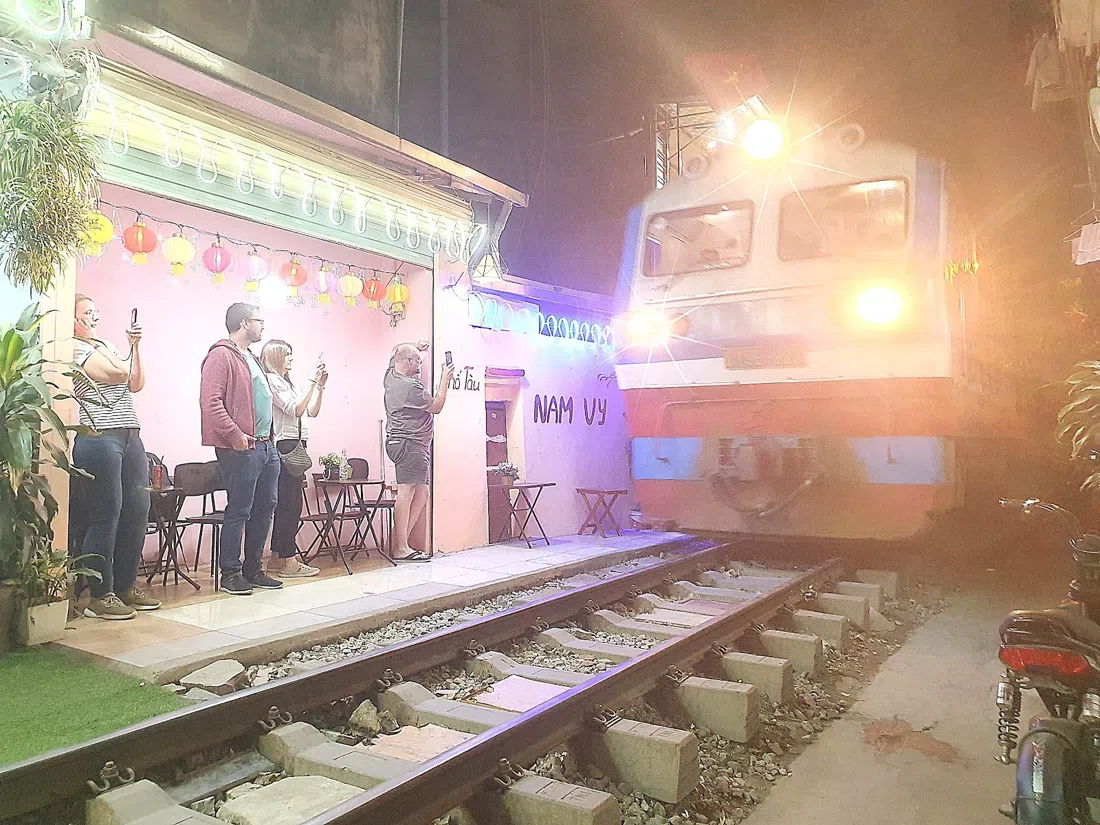 Nam Vy Coffee (Hanoi Train Street 2), Hanoi