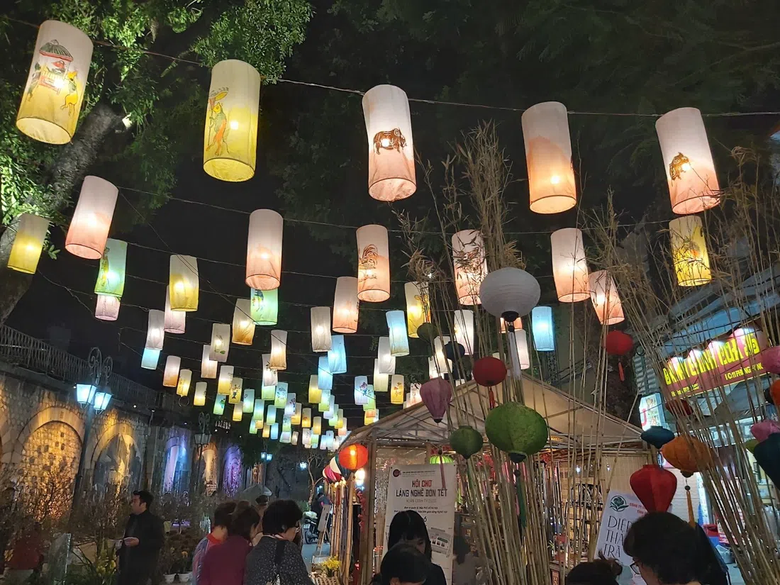Phung Hung-muralgata, Hanoi